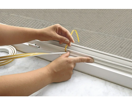 FIX-O-MOLL Premium Rubber Tochtband E Zelfklevend Wit 9 Mm X 6 M - Afbeelding 5